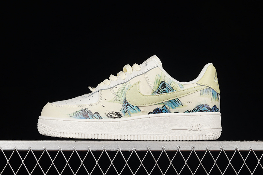 Nike [CW2288-111]-[AIR FORCE 1 LOW 07 WHITE/BEIGE/LANDSCAPE PAINTING]-[WOMAN:36-39]-[MAN:40-45], photo 1
