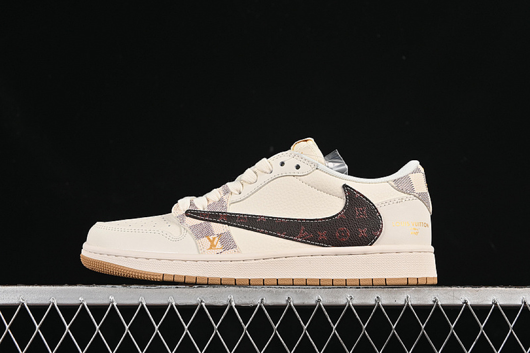 Jordan [XS7089-617]-[TRAVIS SCOTT X FRAGMENT DESIGN AIR JORDAN 1 LOW OG SP BROWN/WHITE]-[36-45], photo 1