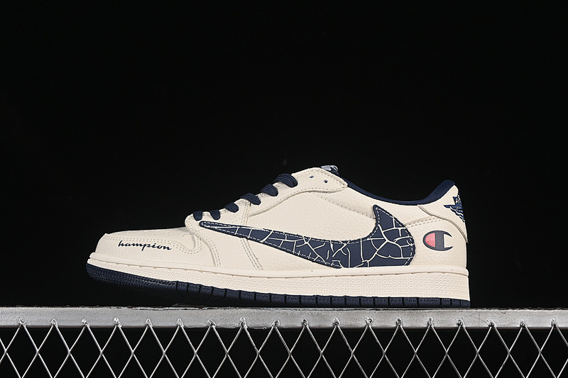 Jordan TRAVIS SCOTT X FRAGMENT DESIGN AIR Jordan 1 LOW OG SP WHITE/BLACK · LD2025-015, photo 1