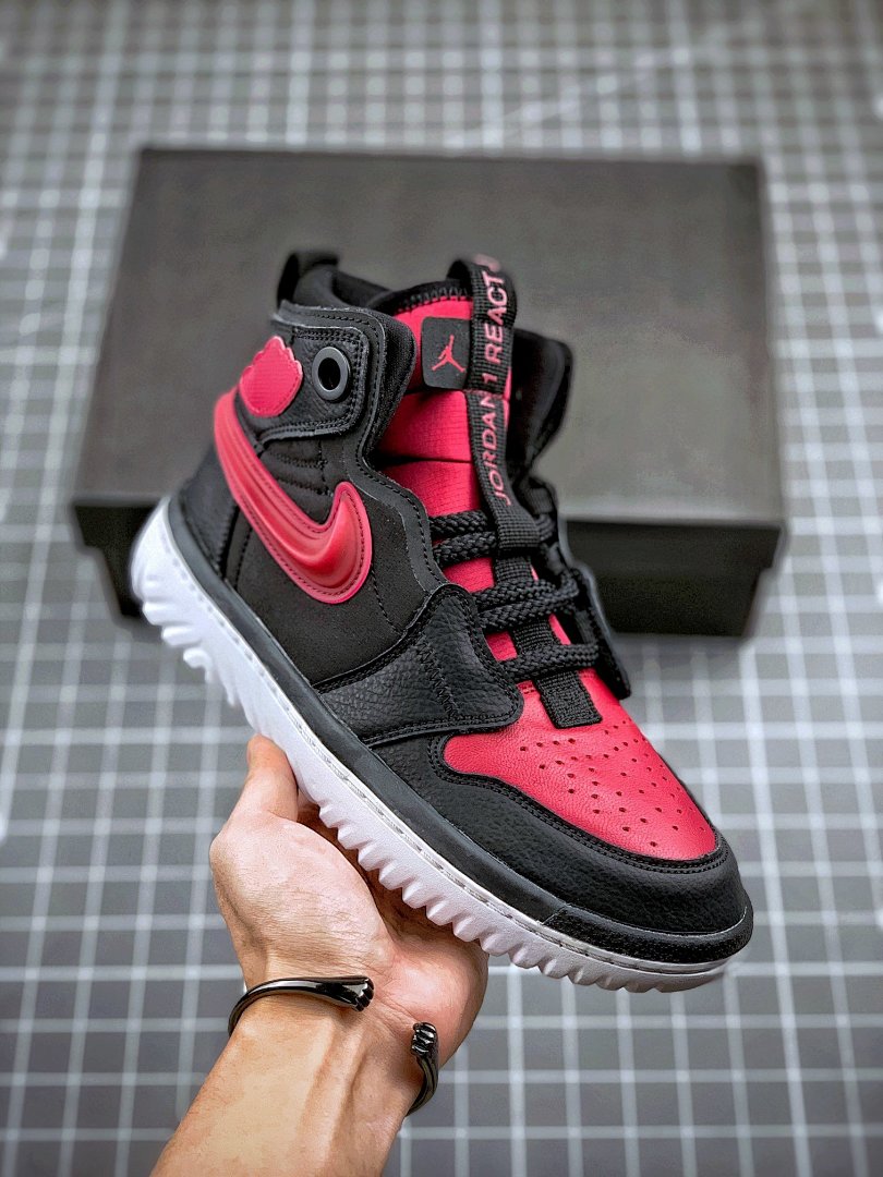 Jordan [AR5321-006]-[AIR JORDAN 1 HIGH REACT BLACK/WHITE-NOBLE RED]-[WOMAN:36-39]-[MAN:40-45], photo 1