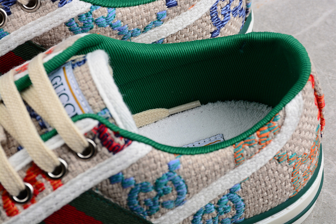 Gucci [606110-H0T10-8533]-[DISNEY X TENNIS 1977 BEIGE/BEIGE/BEIGE]-[WOMAN:35-39]-[MAN:40-44] - Image 8