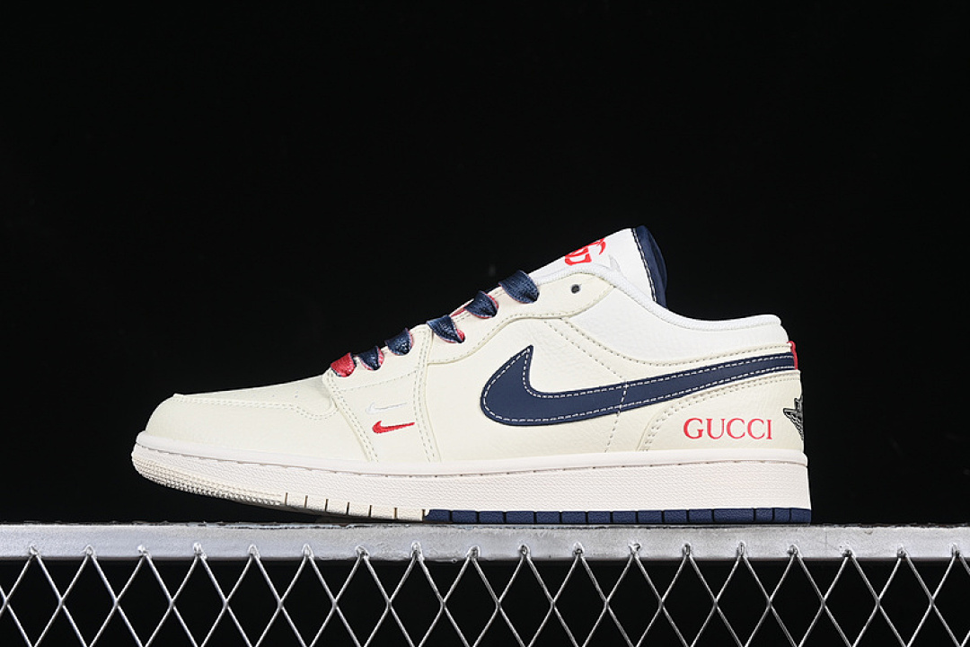 Jordan [FC1688-198]-[AIR JORDAN 1 LOW OFF WHITE/BLUE/RED]-[WOMAN:36-39]-[MAN:40-45], photo 1