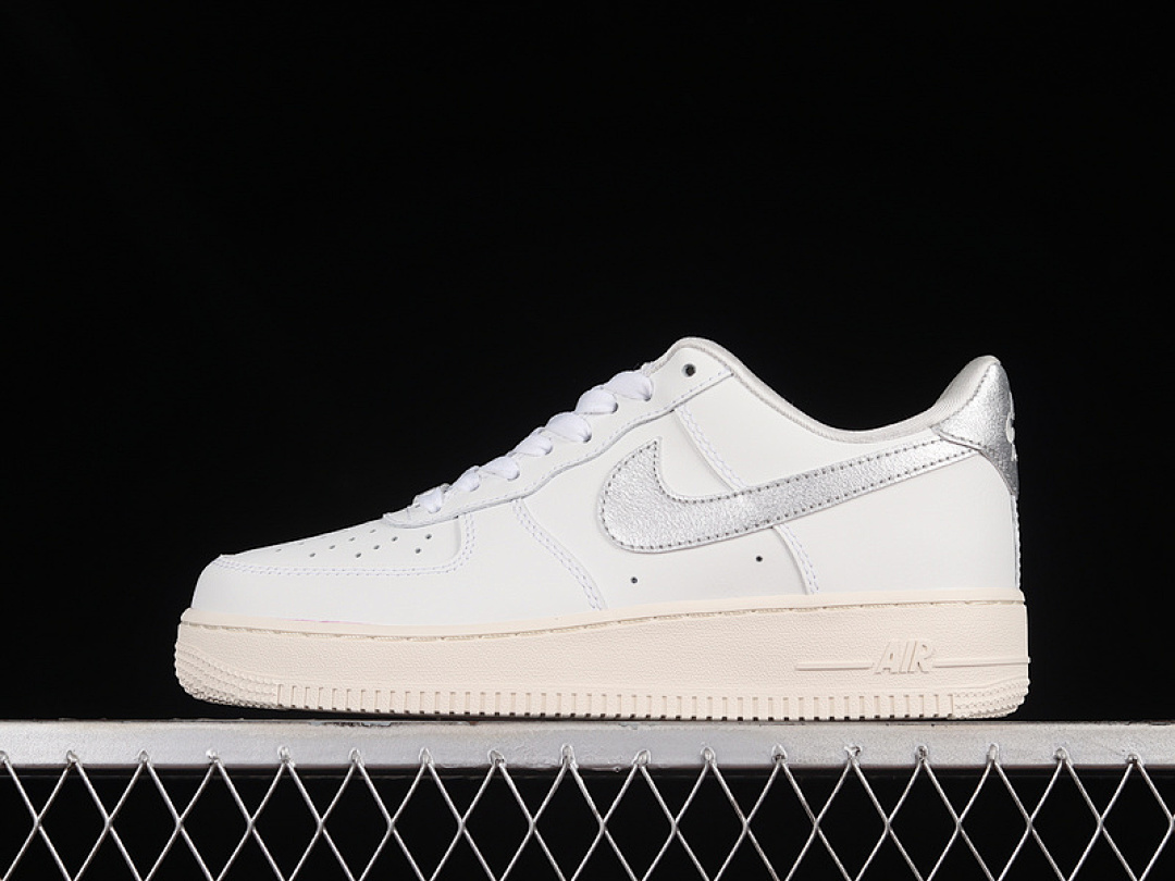 Nike [DQ7569-100]-[AIR FORCE 1 LOW 07 ESSENTIAL SUMMIT WHITE/METALLIC SILVER/SAIL/WHITE]-[36-45], photo 1