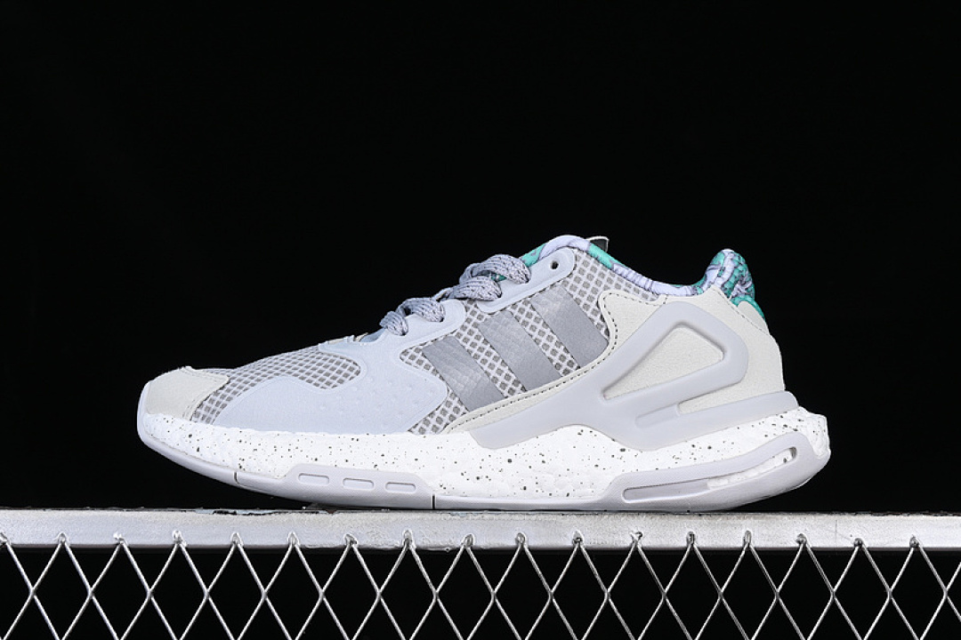 Unbranded [FX6173]-[DAY JOGGER BOOST WHITE/GREY/GREEN]-[WOMAN:36-39]-[MAN:40-45], photo 1