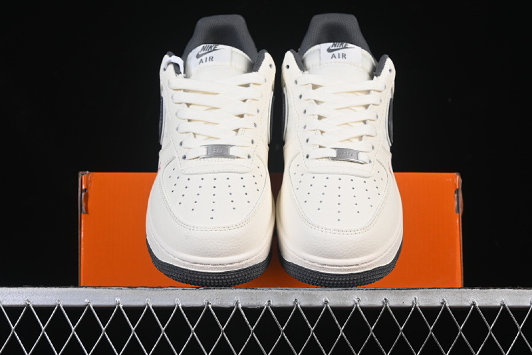 Nike [MZ9588-811]-[AIR FORCE 1 07 LOW WHITE/GREY]-[WOMAN:36-39]-[MAN:40-45] - Image 13