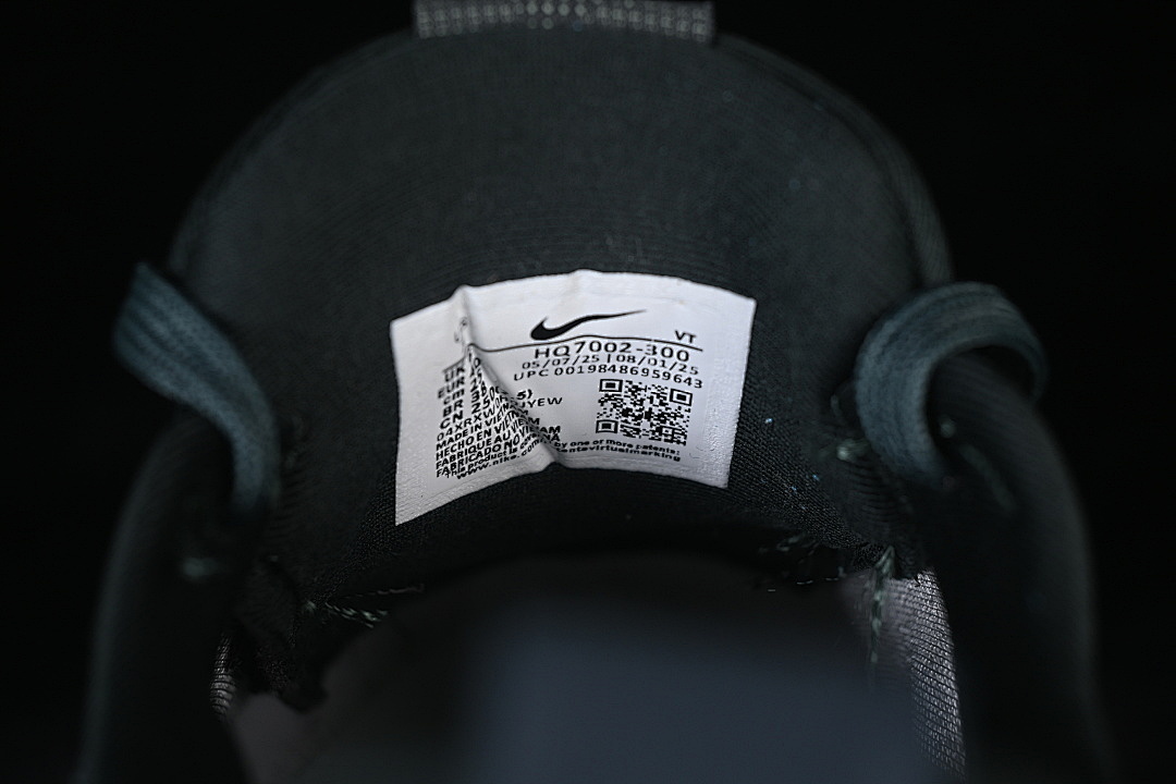 Nike [HQ7002-300]-[ VOMERO 18 GORE-TEX SEAWEED/LIGHT LIQUID LIME/CYBER]-[WOMAN:36-39]-[MAN:40-45] - Image 6