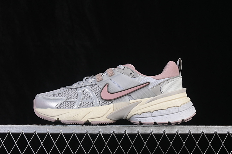 RETRO LOW TOP RUNNING SHOES GREY/WHITE/DUSTY PINK · FD0736-011, photo 1