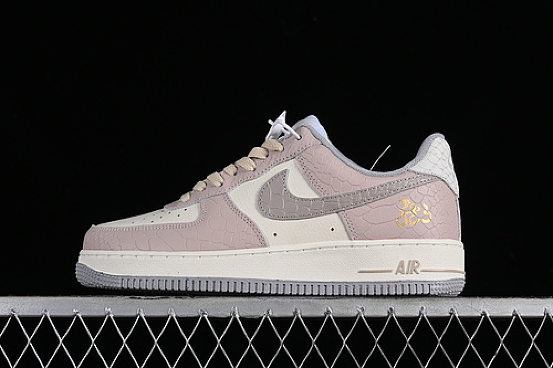 Nike [DX2678-100]-[AIR FORCE 1 07 LOW SUMMIT WHITE/SUMMIT WHITE/SAIL/WOLF GREY/WHITE]-[UNISEX:36-45], photo 1