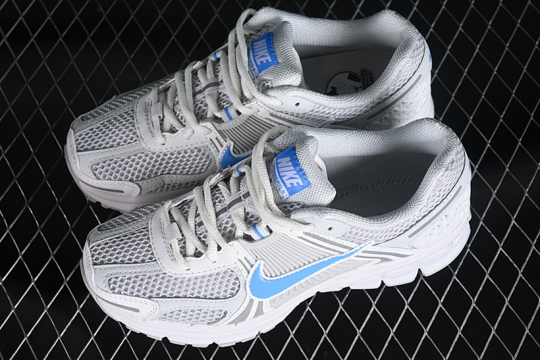 Nike [FB9149-100]-[AIR ZOOM VOMERO 5 SUMMIT WHITE/UNIVERSITY BLUE/PHOTON DUST]-[UNISEX:36-46] - Image 11