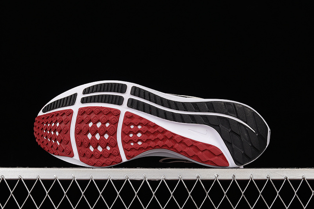 Nike [DQ7871-001]-[AIR ZOOM PEGASUS 39 BLACK/WHITE/UNIVERSITY RED]-[MAN:39-45] - Image 14