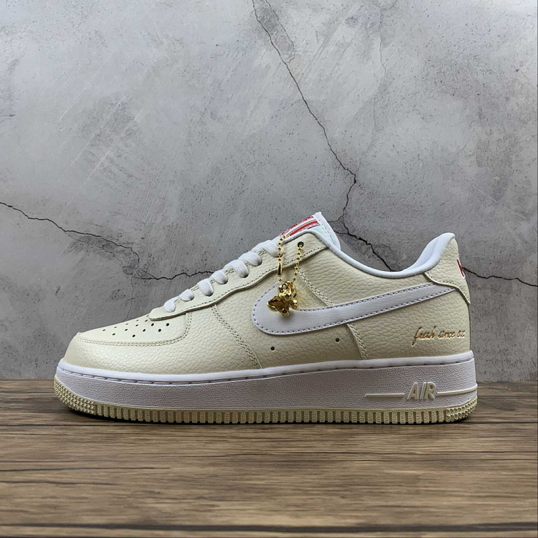 Nike Nike AIR FORCE 1 LOW POPCORN COCONUT MILK/WHITE-UNIVERSITY RED · CW2919-100, photo 1
