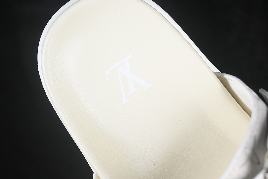 Louis Vuitton [VENICE COMFORT ROUND TOED ONE PIECE SLIPPERS WHITE/PURE WHITE]-[WOMAN:39]-[MAN:40-46] - Image 3