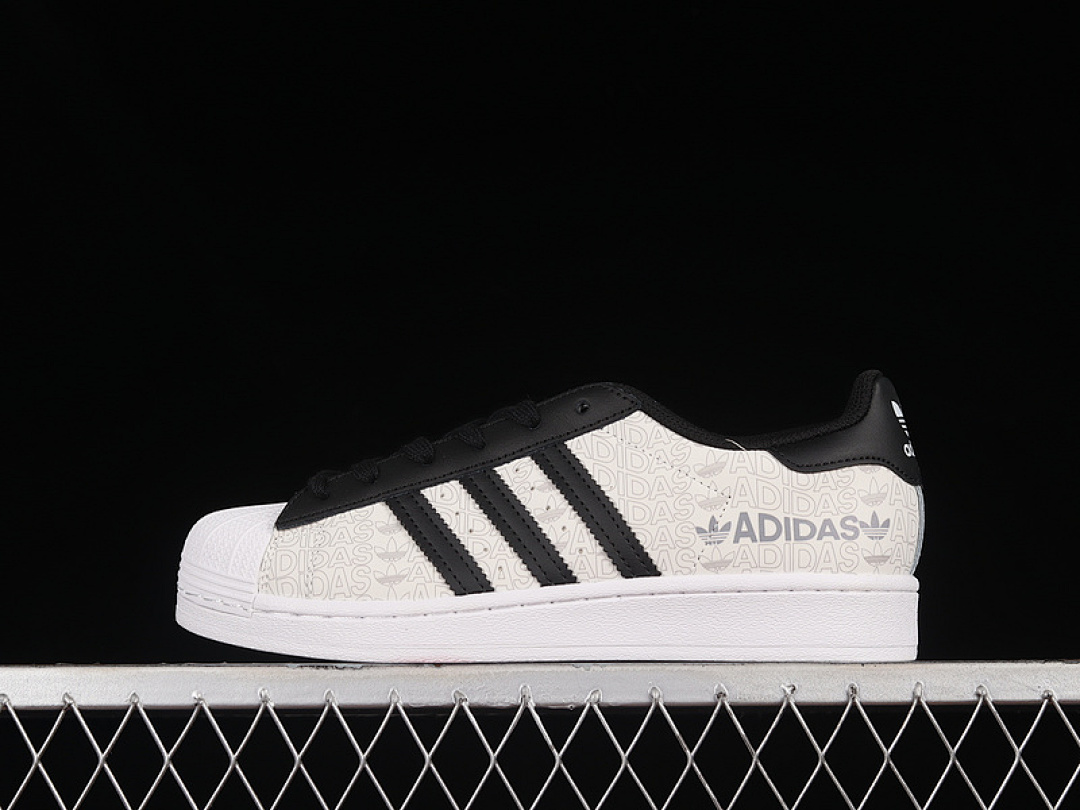 Unbranded [GW7254]-[SUPERSTAR REFLECTIVE ALLOVER LOGO FOOTWEAR WHITE/CORE BLACK/GREY TWO]-[35.5-44], photo 1