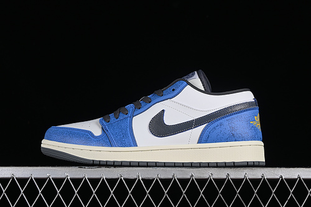 Jordan [FV8439-104]-[AIR JORDAN 1 LOW FLIGHT VINTAGE WHITE/BLUE/GOLD]-[WOMAN:36-39]-[MAN:40-46], photo 1