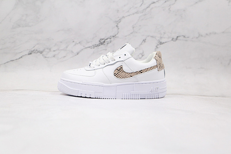 Nike Nike AIR FORCE 1 LOW PIXEL SAIL SNAKE SAIL/DESERT SAND/COLLEGE GREY/MALT · CV8481-101, photo 1