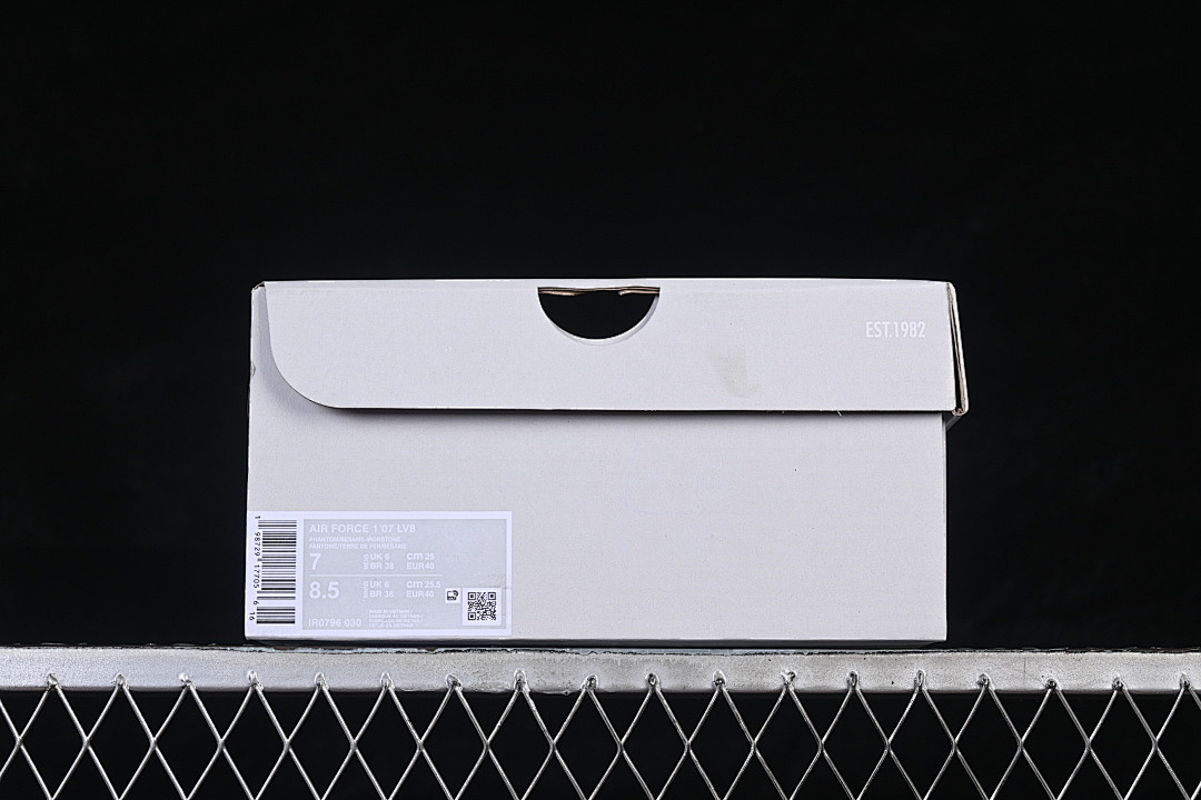 Nike [IR0796-030]-[AIR FORCE 1 07 LOW CASUAL SNEAKERS WHITE/BLACK/YELLOW]-[WOMAN:36-39]-[MAN:40-45] - Image 12