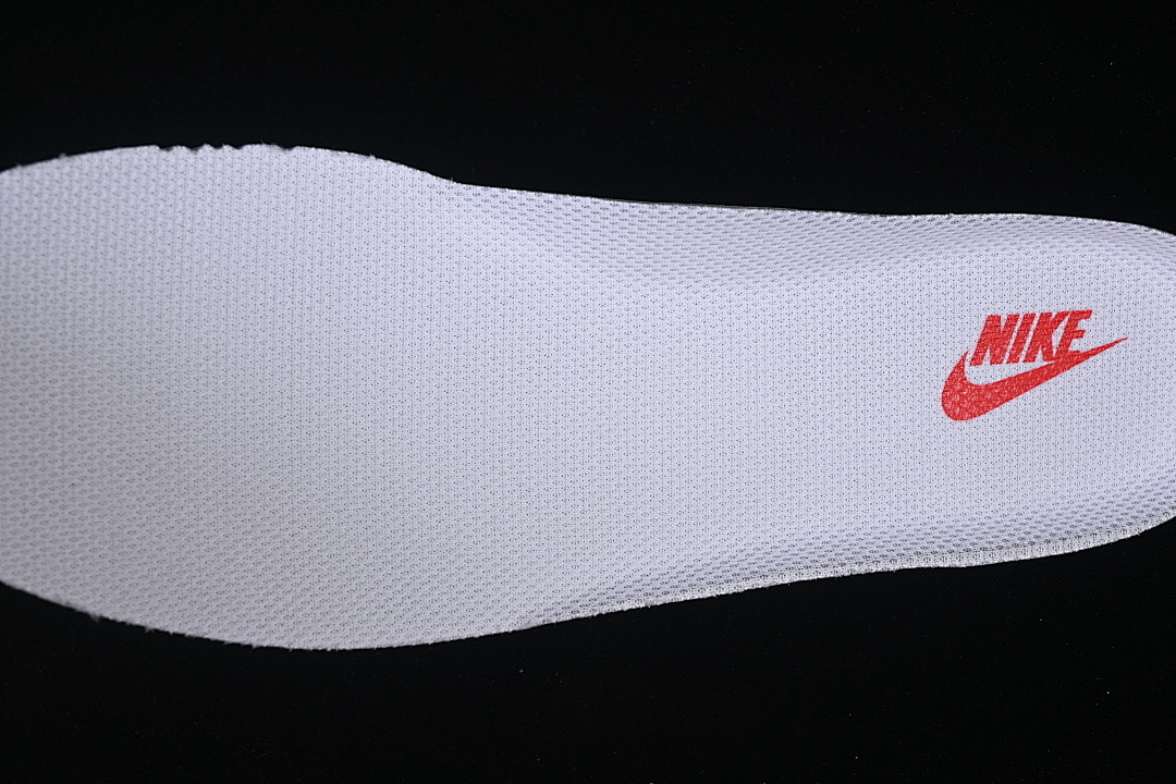 Nike [HT5088-632]-[AIR FORCE 1 07 LOW CASUAL SNEAKERS WHITE/GREY/RED]-[WOMAN:36-39]-[MAN:40-45] - Image 4