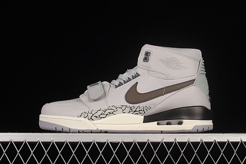 Jordan AIR Jordan LEGACY 312 WOLF GREY/LIGHT GRAPHITE-SAIL · AT4040-002, photo 1