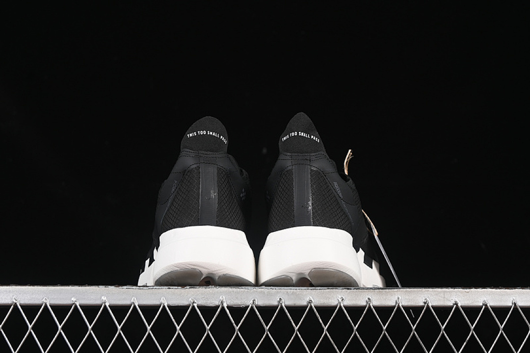 Adidas [JR6369]-[ADIZERO ADIOS 4 M BLACK/WHITE]-[WOMAN:36-39]-[MAN:40-46] - Image 14
