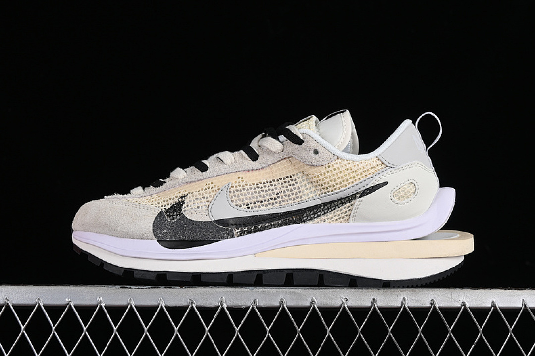 Sacai [CV1363-101]-[SACAI VAPORWAFFLE 3.0 WHITE/GREY/BLACK]-[WOMAN:36-39]-[MAN:40-45], photo 1