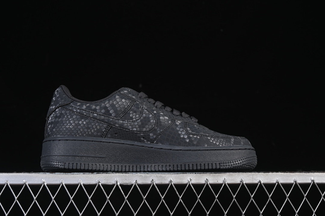 Nike [IB0018-004]-[AIR FORCE 1 07 LOW BLACK]-[WOMAN:36-39]-[MAN:40-45] - Image 14