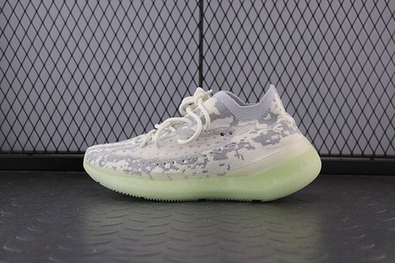 Adidas Adidas OK YEEZY BOOST 380 ALIEN CLOUD WHITE/CLOUD WHITE · FV3260, photo 1