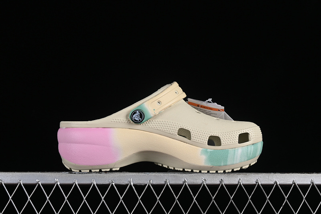 Crocs [CROCS CLASSIC CLOG PINK/GREY/GREEN]-[WOMAN:34-40] - Image 2