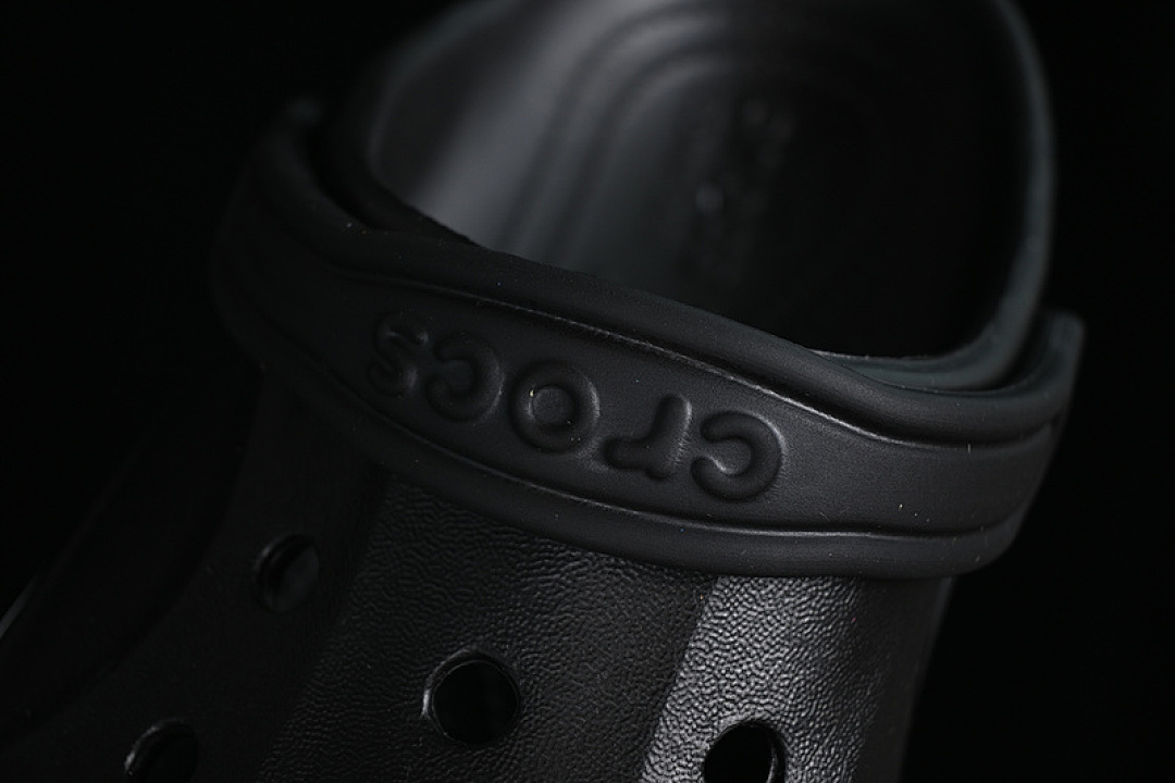 Crocs [CROCS DUAL USE BEACH HOLE SHOES WHITE/BLACK]-[WOMAN:34-39]-[MAN:40-46] - Image 4