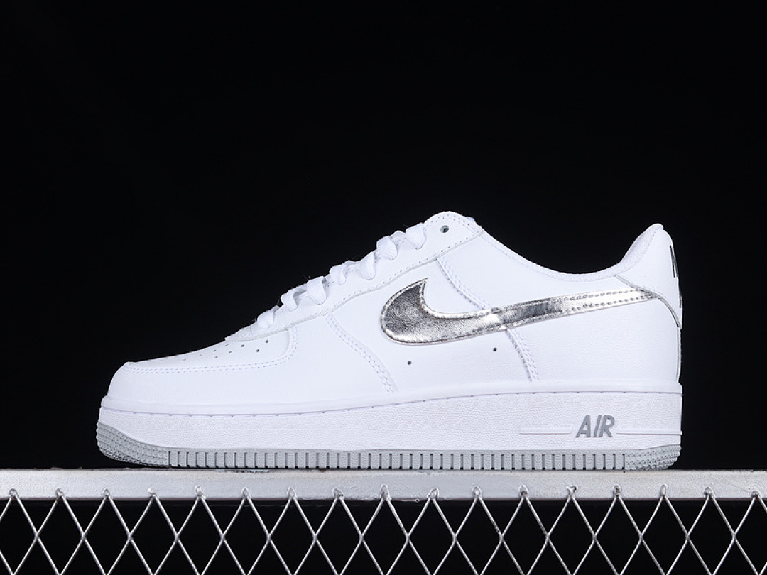 Nike [DZ6755-100]-[AIR FORCE 1 LOW COLOR OF THE MONTH WHITE/METALLIC SILVER/METALLIC GOLD]-[36-45], photo 1