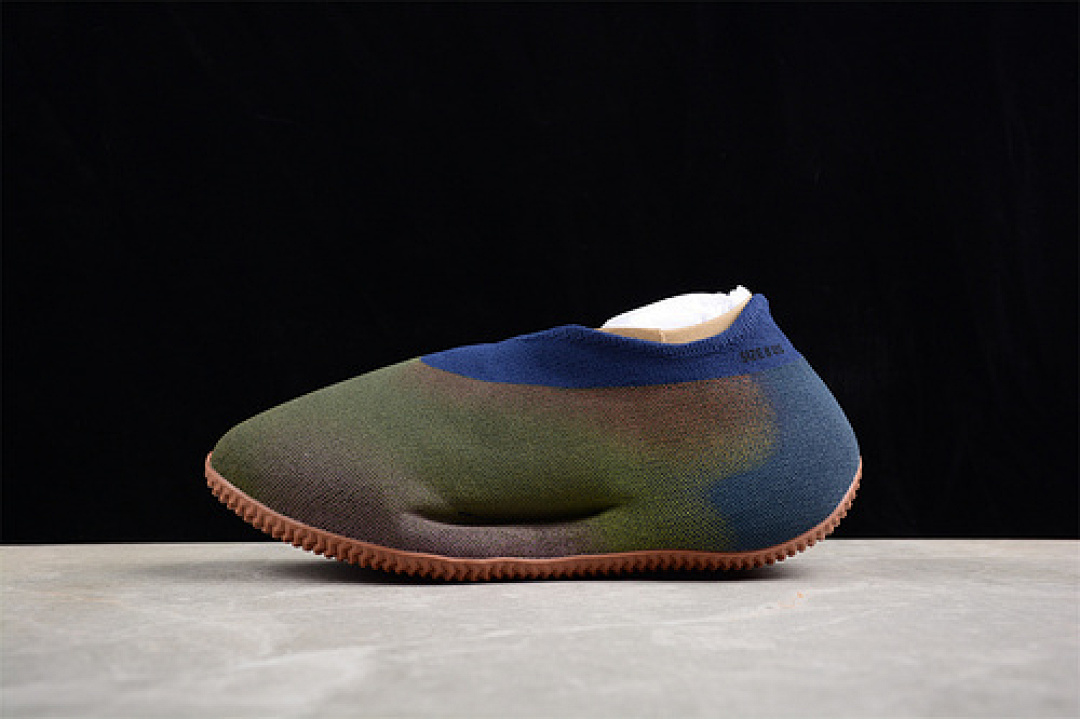 KNIT RUNER FADE INDIGO GREEN/BLUE/BROWN · HP3370, photo 1