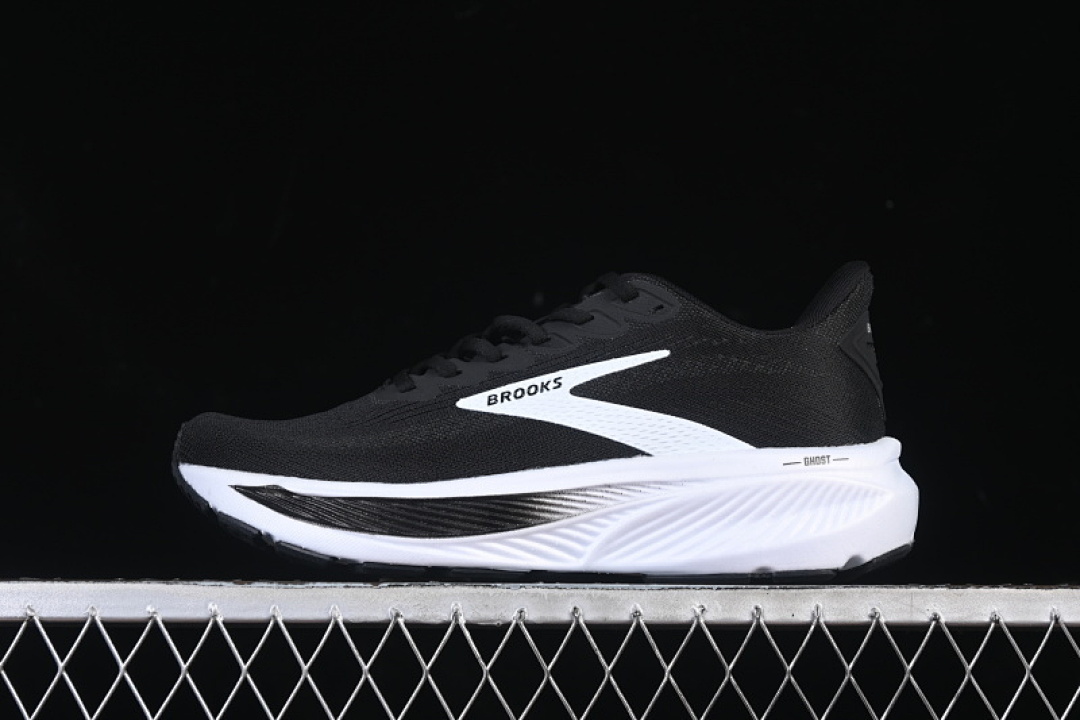 Unbranded [1104421B090]-[SHOCK ABSORBING RACING MARATHON SHOES BLACK/WHITE]-[WOMAN:36-39]-[MAN:40-46], photo 1