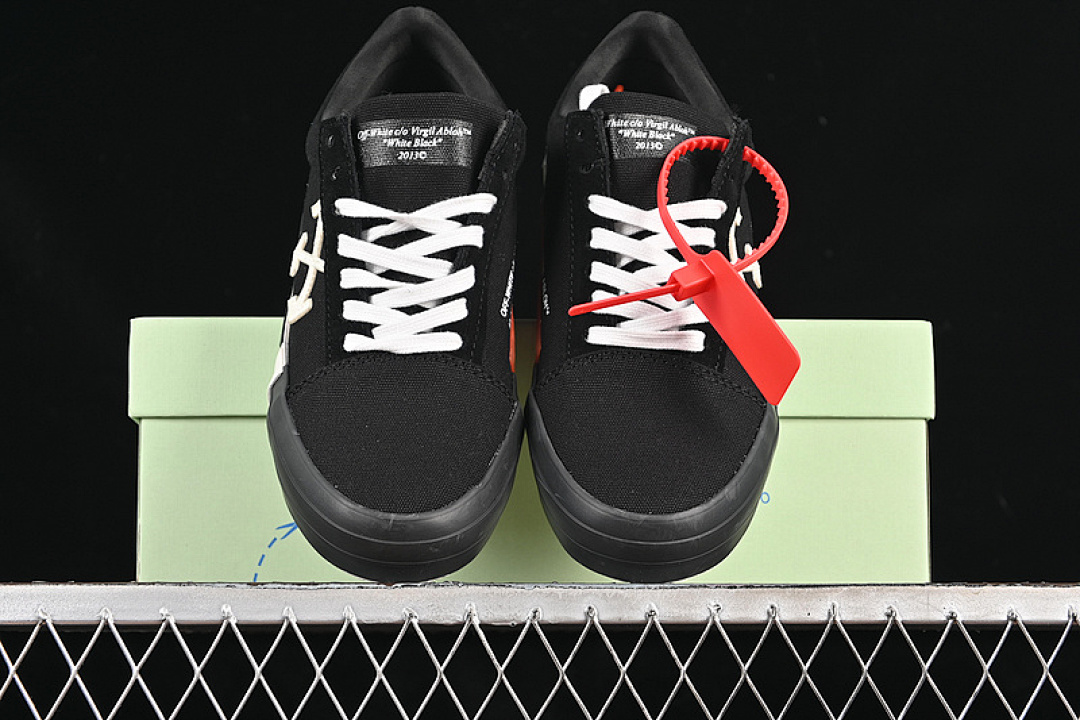 Off-White [OFF-WHITE GYM SHOES LOVERS BLACK/WHITE]-[WOMAN:36-39]-[MAN:40-47] - Image 13