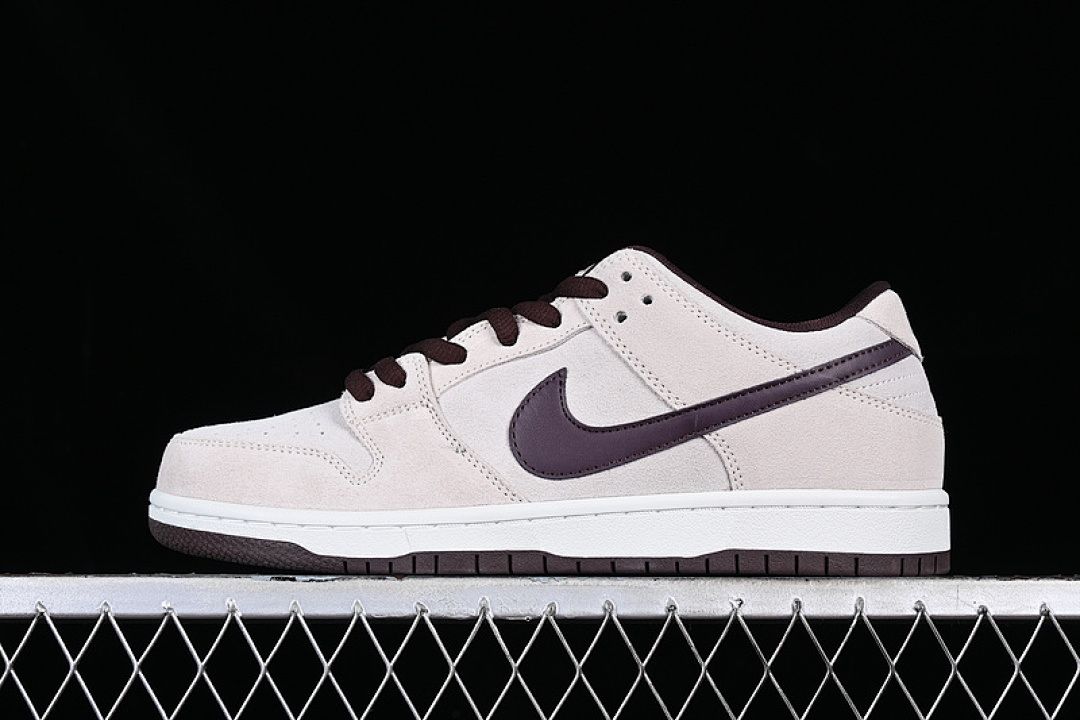Unbranded [BQ6817-004]-[DUNK LOW PRO SB DESERT SAND/MAHOGANY]-[WOMAN:36-39]-[MAN:40-46], photo 1