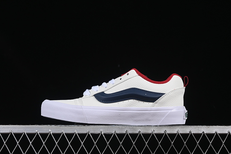 LOW TOP CASUAL BREAD SHOES NAVY BLUE/RED/WHITE · VN0009QC377, photo 1