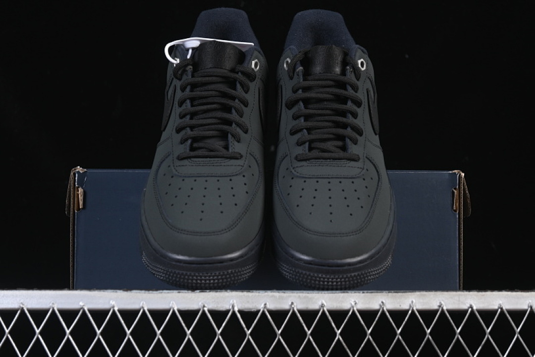 Nike [CJ9179-001]-[AIR FORCE 1 LOW 07 WB BLACK/BLACK]-[WOMAN:36-39]-[MAN:40-45] - Image 13