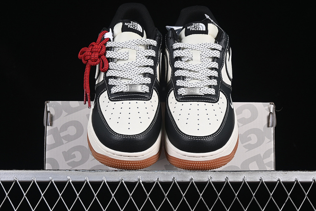 Nike [XZ6188-114]-[AIR FORCE 1 07 LOW WHITE/GREY/BLACK]-[WOMAN:36-39]-[MAN:40-45] - Image 14