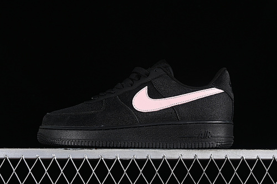Nike Nike AIR FORCE 1 07 LOW BLACK/PINK · CW2288-013, photo 1