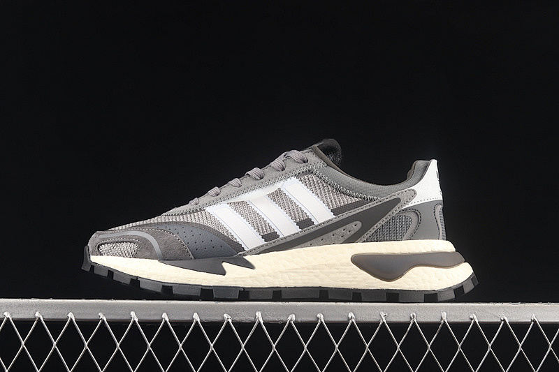 RETROPY P9 SHOES GREY/LIGHT GREY/CLOUD WHITE · GY4006, photo 1