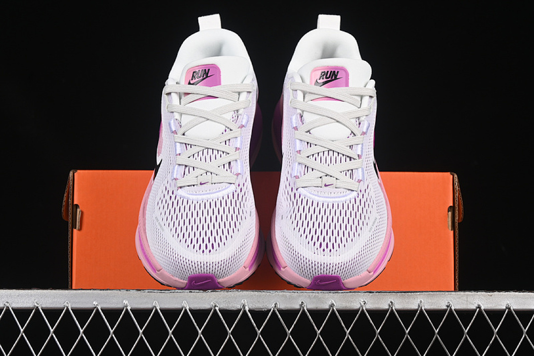 Nike [HM6804-105]-[AIR ZOOM VOMERO 18 SUMMIT WHITE/ELEMENTAL PINK/RED PLUM/BLACK]-[WOMAN:35.5-40] - Image 15