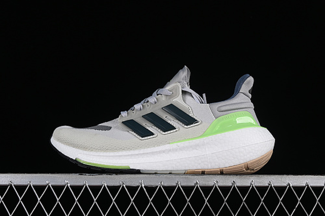 Unbranded [ID5321]-[ULTRA BOOST LIGHT 23 WHITE/GREY/BLACK/GREEN]-[WOMAN:36-39]-[MAN:40-45], photo 1