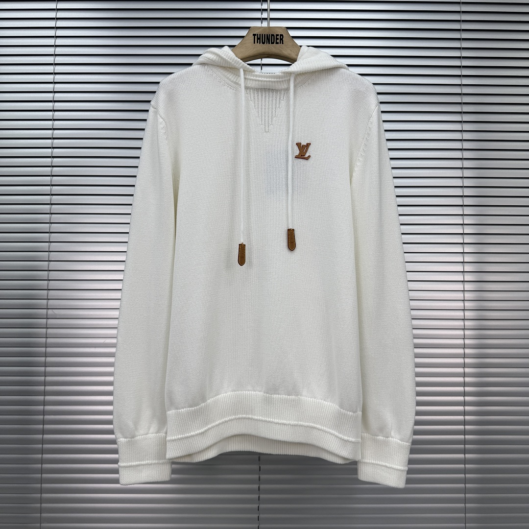 Unbranded 1/V Price: