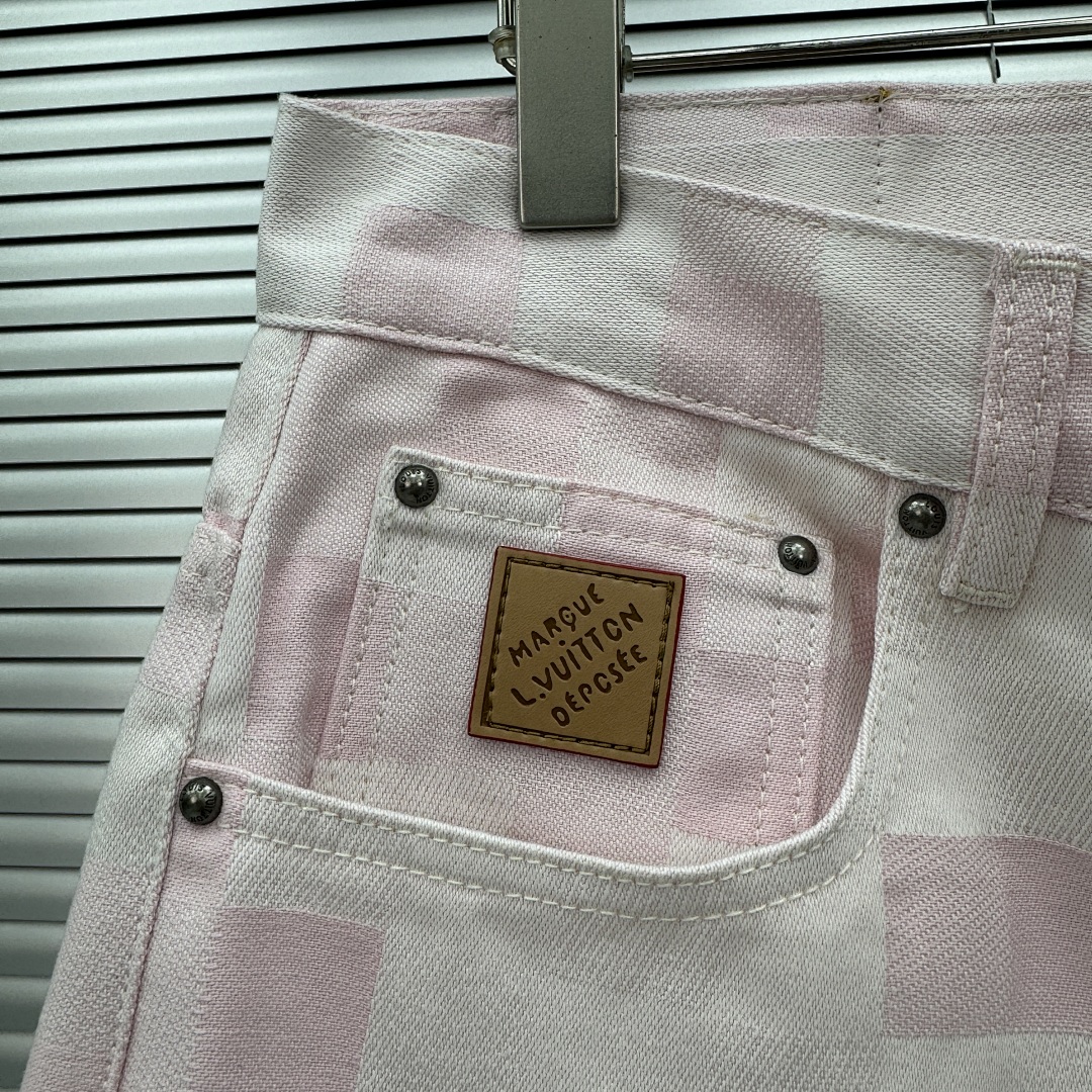 Chanel 1/V Price: - Image 5