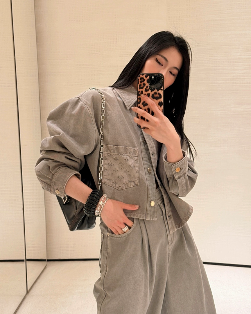 Chanel 1/V Price: - Image 3