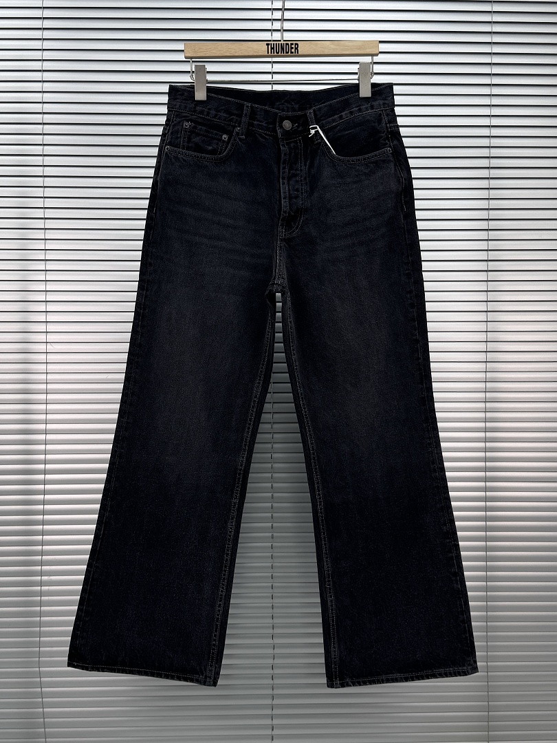 Unbranded AC Price: