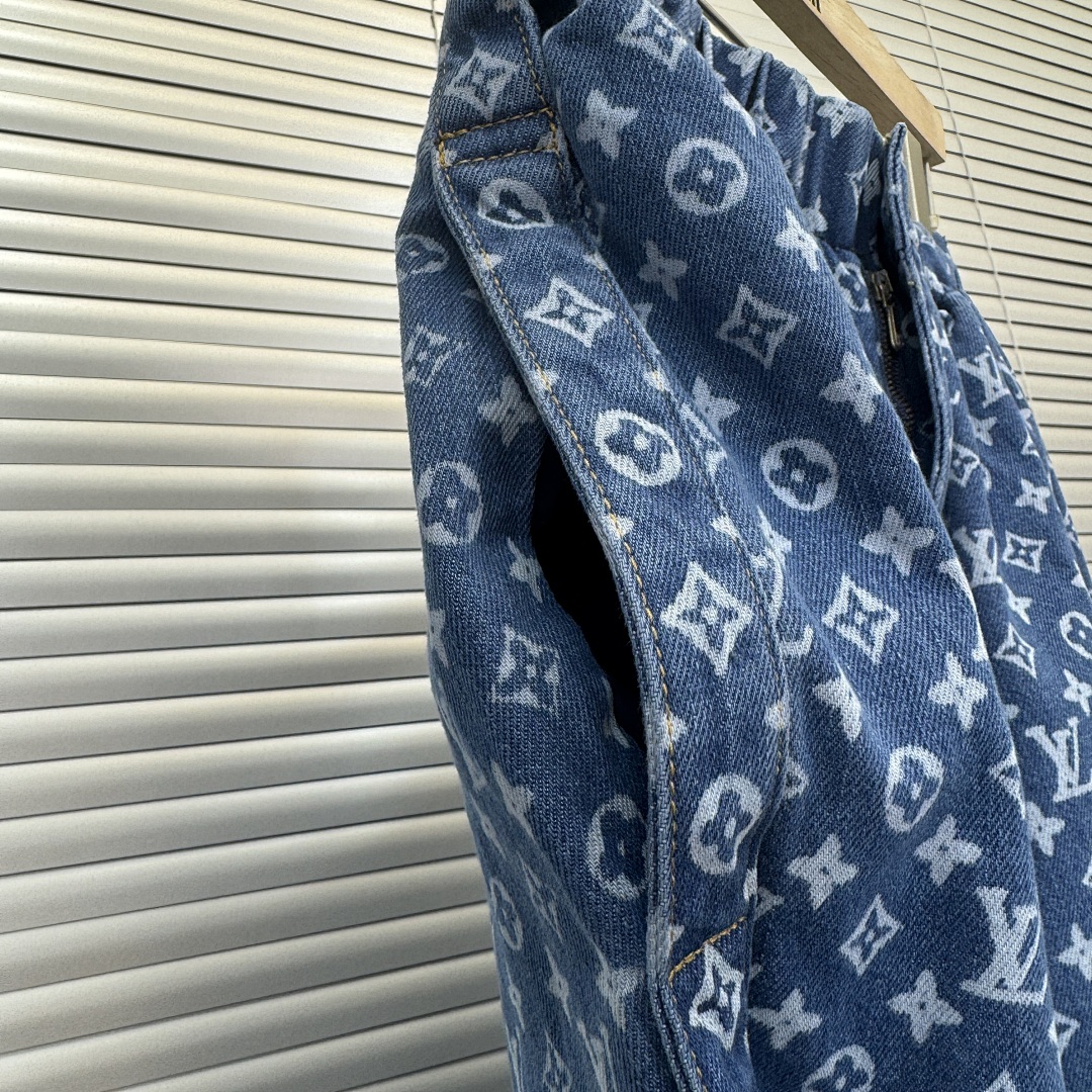 Chanel 1/V Price: - Image 6