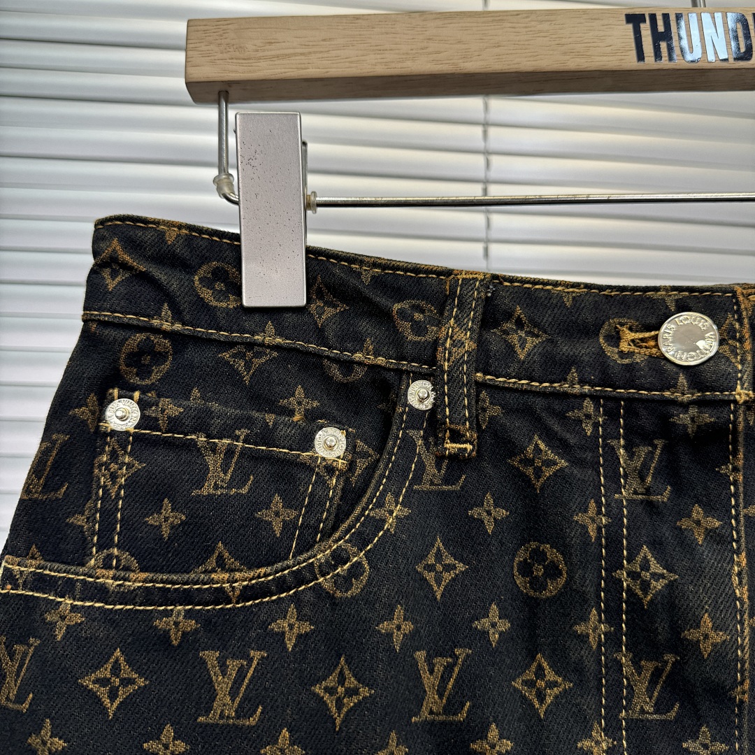 Chanel 1/V Price: - Image 5