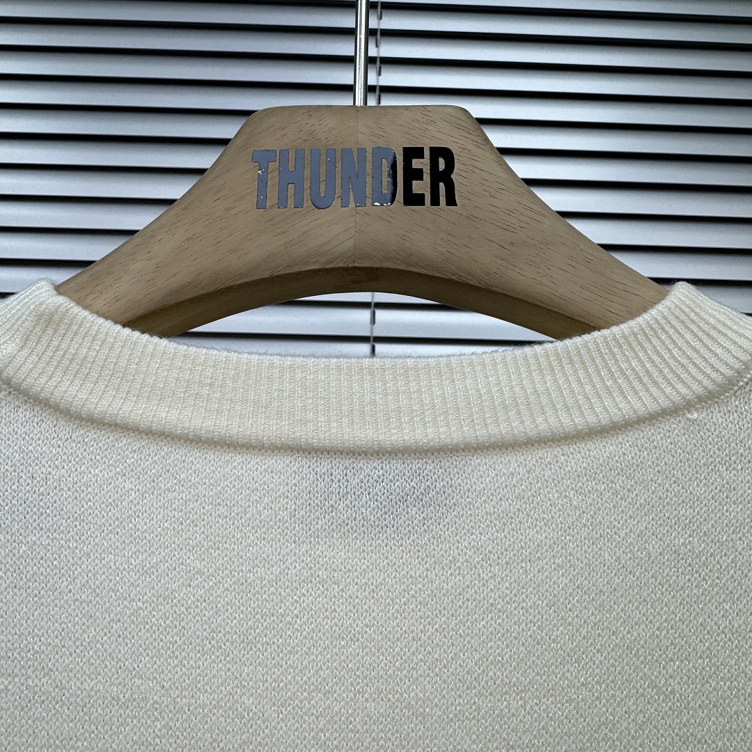 Unbranded M-C Price: - Image 9