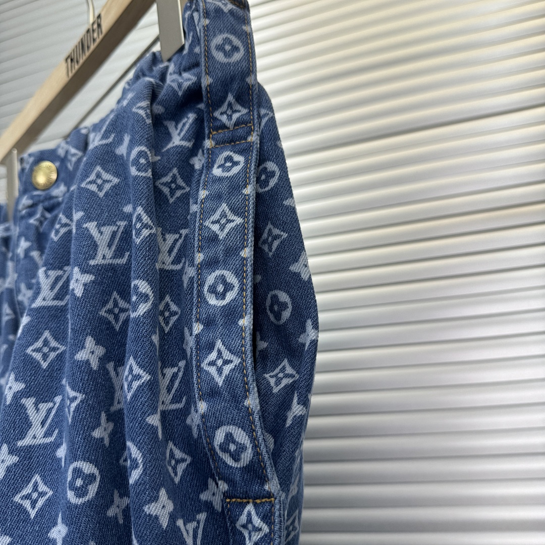 Chanel 1/V Price: - Image 7