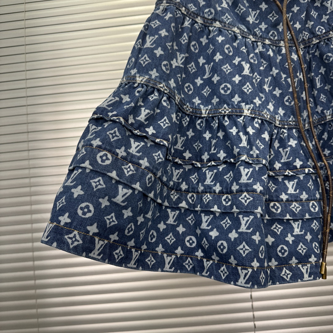 Chanel 1/V Price: - Image 7