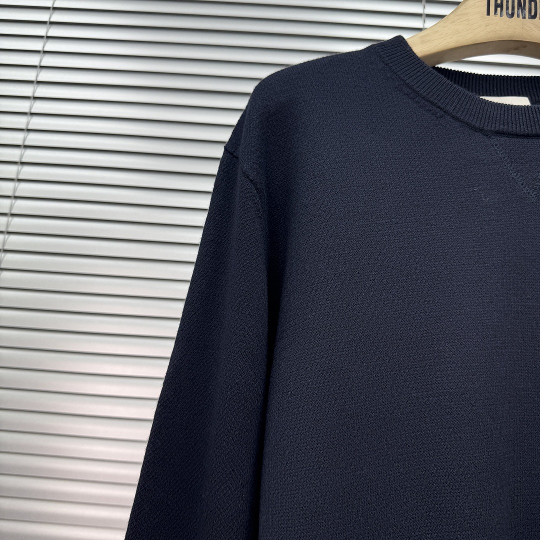 Unbranded M-C Price: - Image 4